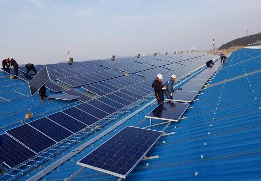 montajes solares de techo corrugado corea 650kw

