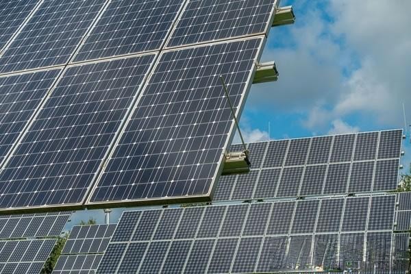 Las instalaciones fotovoltaicas distribuidas en Australia superaron los 1. 5 GW en los primeros 10 meses
